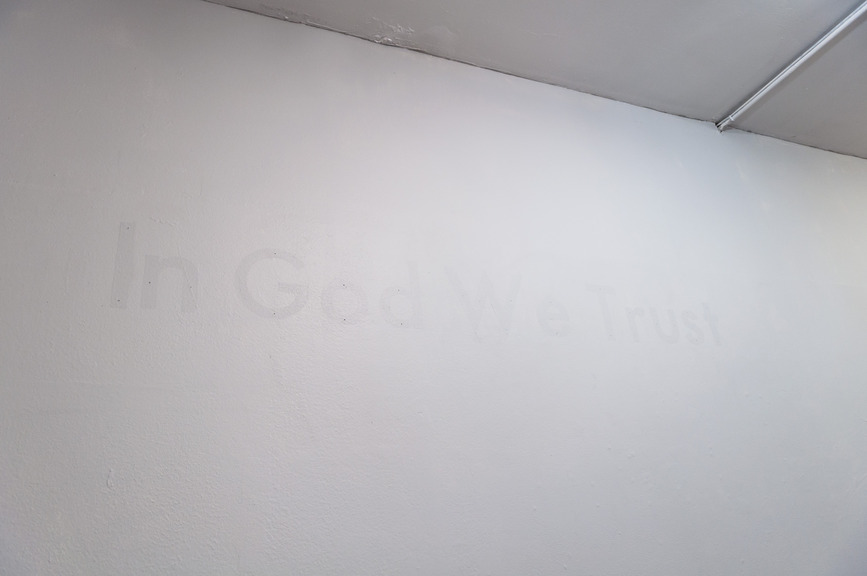 Max_height_in_god_we_trust__detail_